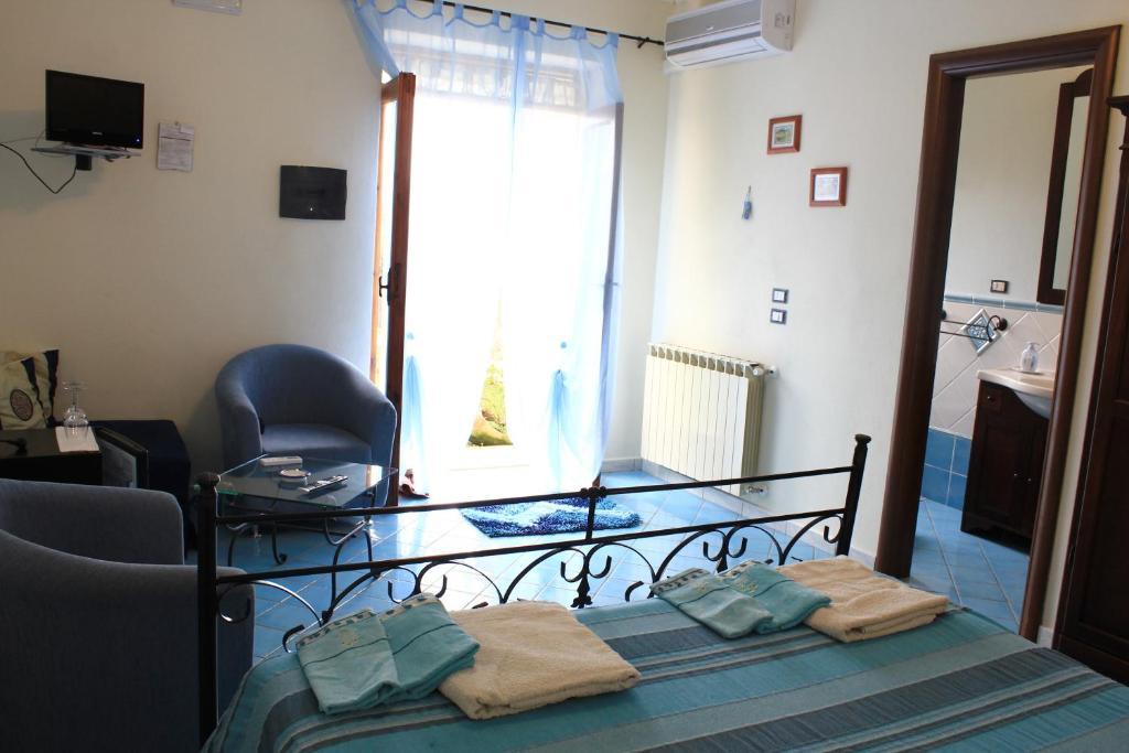 Bed And Breakfast Nefer มาราเตอา ห้อง รูปภาพ