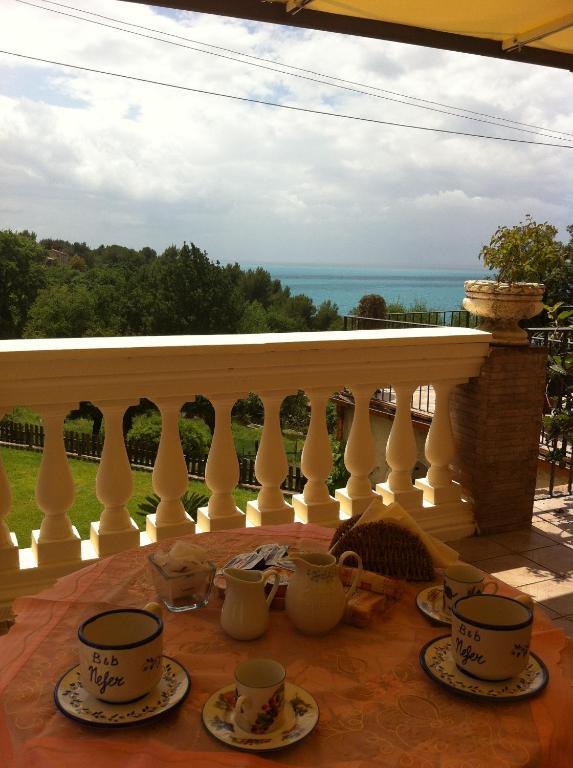 Bed And Breakfast Nefer มาราเตอา ภายนอก รูปภาพ